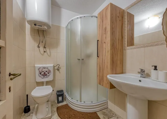 App Bonic Sa Balkonom I Pogledom Na Apartmán *